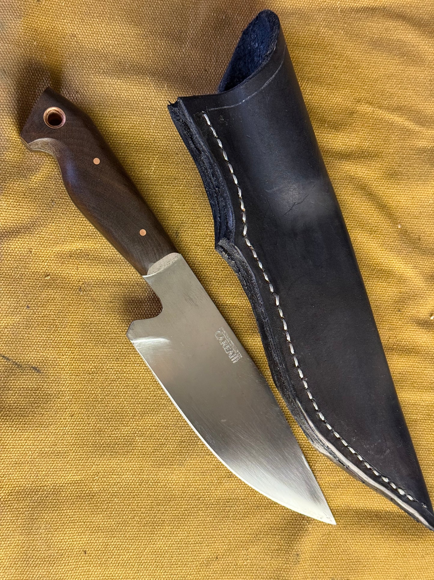 Stainless steel hunting knife