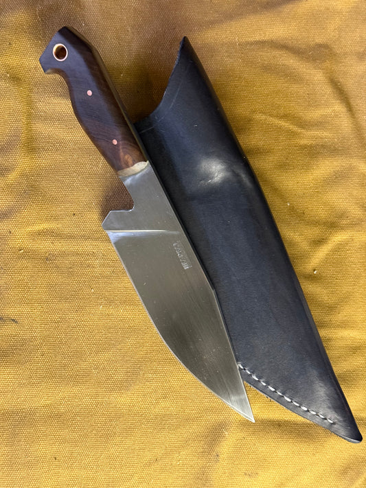 Carbon steel hunting knife